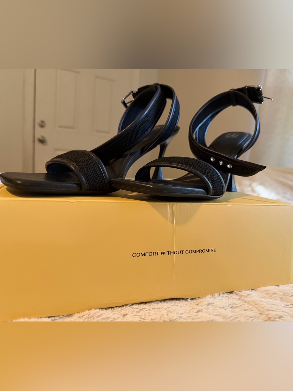 Black Strappy Women's Heeled Sandals